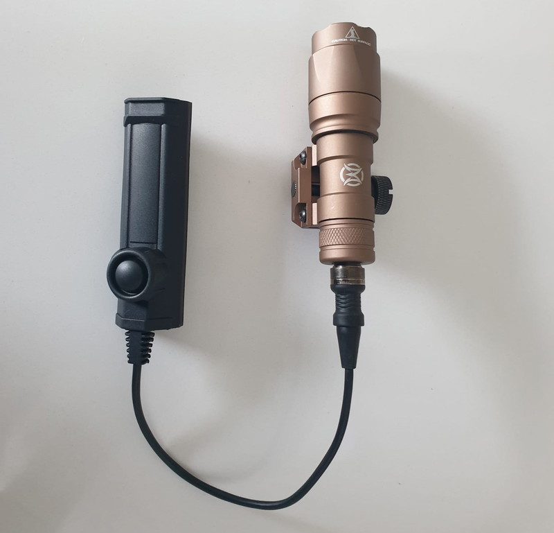 Imagen 1 de Tactical Flashlight M300A Mini Scout Switch LED