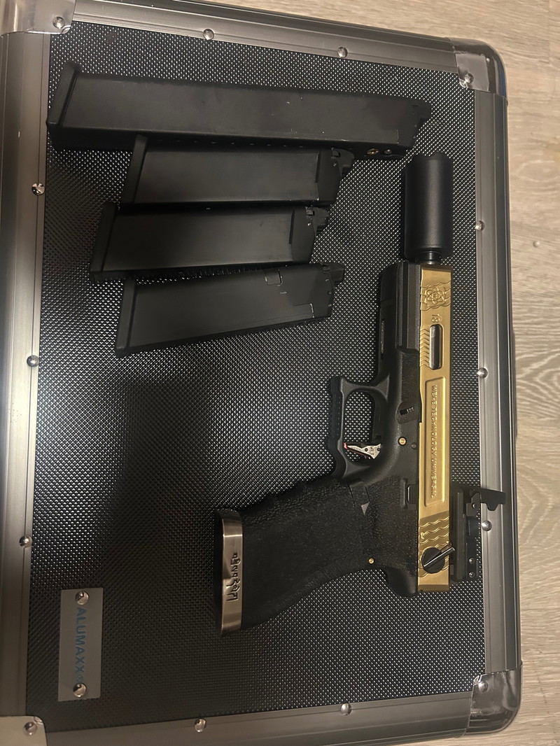 Afbeelding 1 van Custom glock