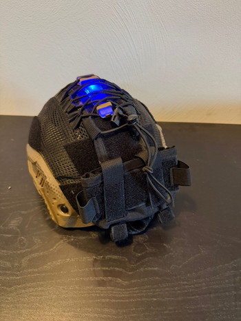 Image 3 for FAST helmet met extra's