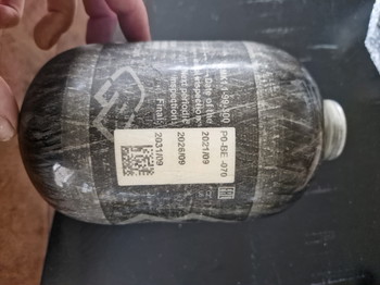 Afbeelding 2 van Amotech carbon tank 1,1L met preset