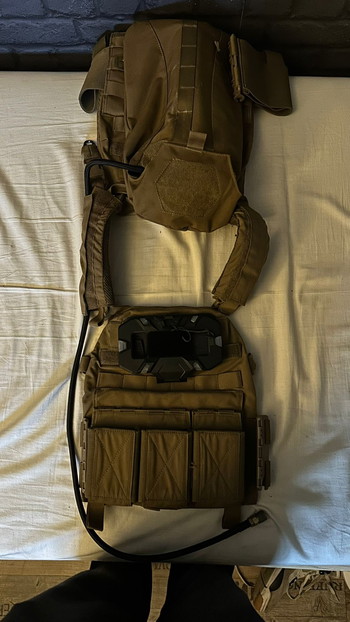 Afbeelding 2 van Warrior Assault Systems DCS Plate carrier - Tan