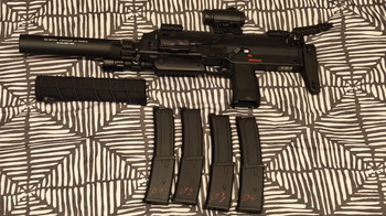 Image 2 for VFC MP7 met upgrades