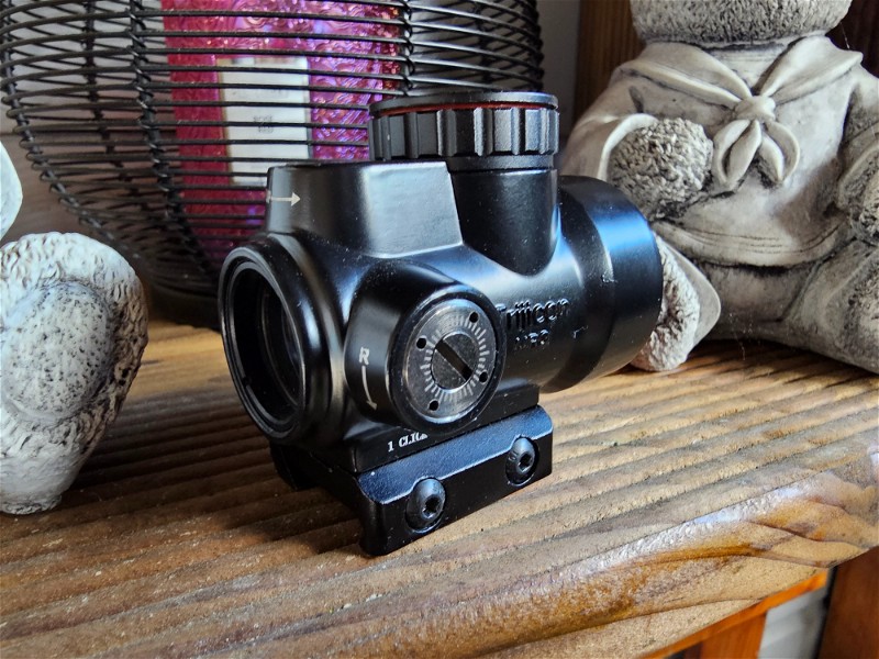 Image 1 for Trijicon red dot