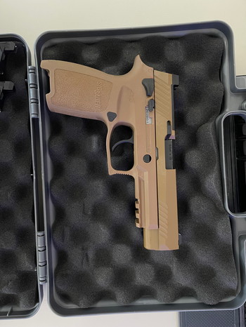 Image 2 for Sig p320 m17 met 4 lekvrij magazijn