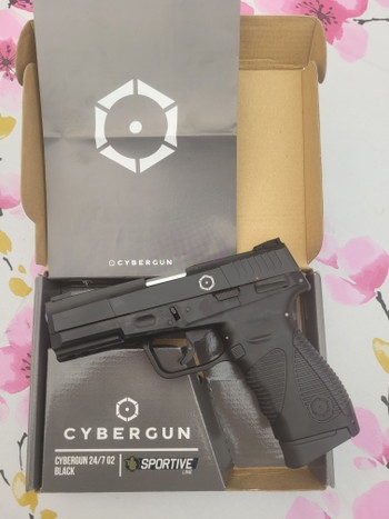 Image 2 for Cybergun Taurus 24 Co2 GBB NIEUW