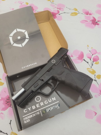 Image 3 for Cybergun Taurus 24 Co2 GBB NIEUW