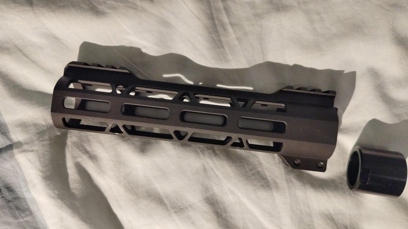 Bild 1 für Novritsch SSR4 MLOK handguard - Short + Barrel nut