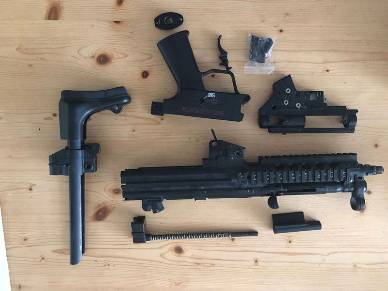 Image 1 for MP5 body met picatinny handguard en gearbox shell