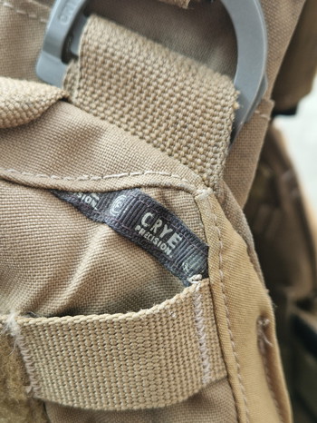 Image 2 pour Crye AVS Medium, Standard Platebags, Harnass, 3band cummerbund, wingpouches & backpanel