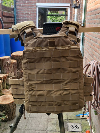 Image 3 pour Crye AVS Medium, Standard Platebags, Harnass, 3band cummerbund, wingpouches & backpanel