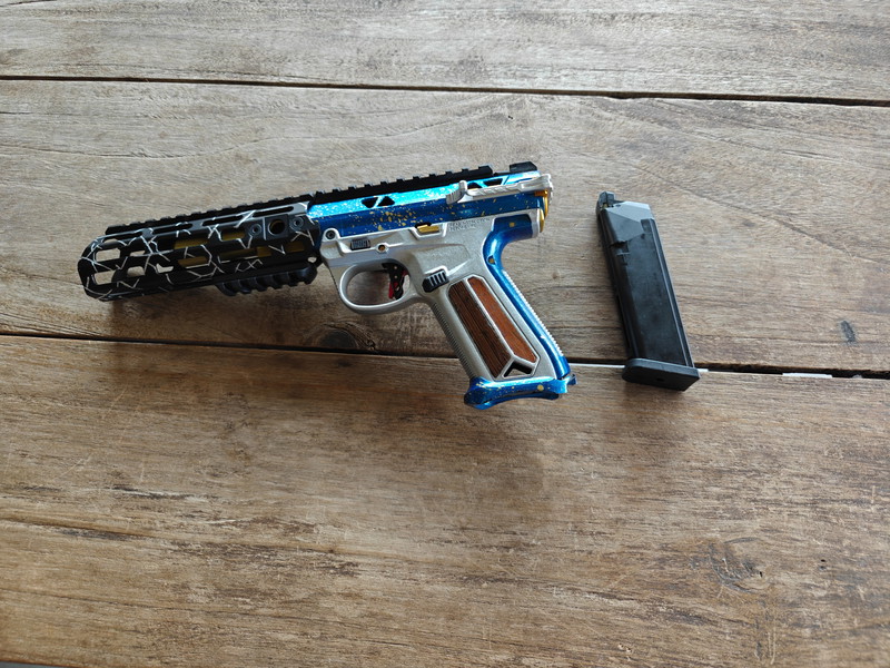 Afbeelding 1 van Mooie fully upgraded aap-01