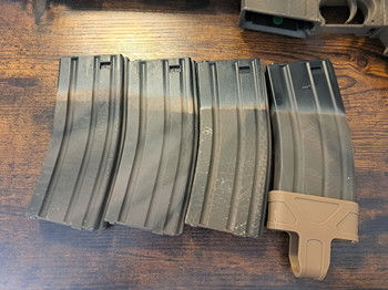 Afbeelding 2 van Colt m4a1 CQB