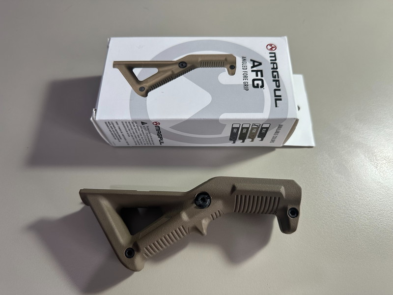 Image 1 for Magpul AFG Angled Fore-Grip Dark Earth