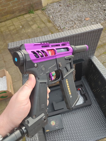 Afbeelding 3 van Heretic Labs Article 1 met Tankgrip en carbon hpa tank