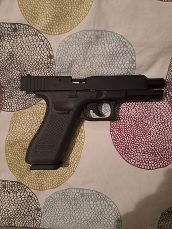 Afbeelding 3 van Glock 17 te koop