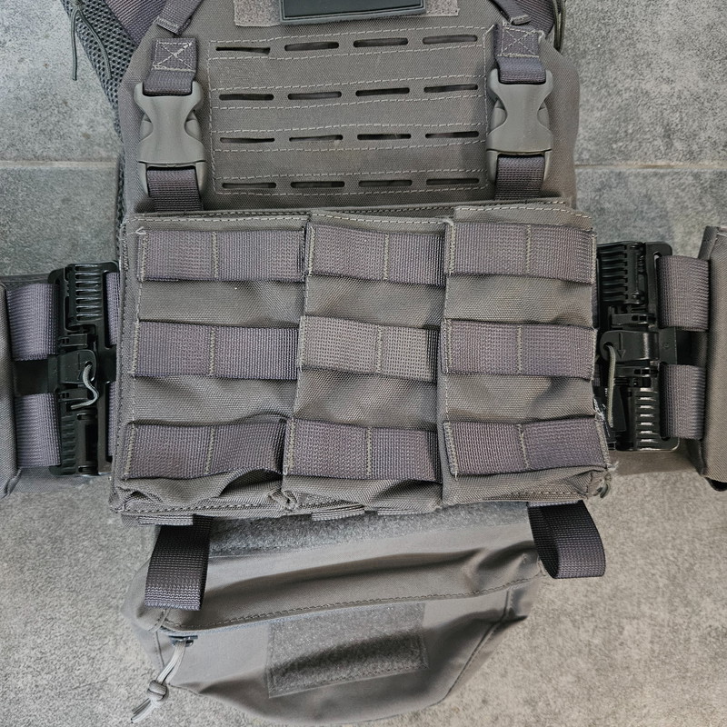 Image 1 for Complete Wolf Grey Loadout