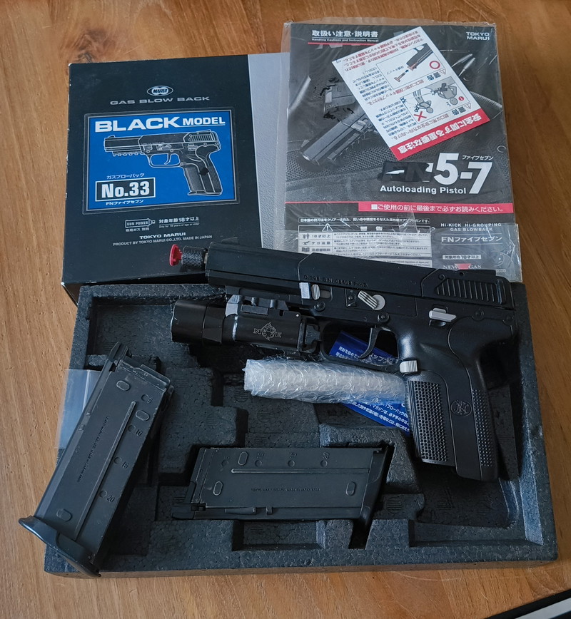 Image 1 pour Tokyo Marui GBB P226 E2, HK45, FN 5-7