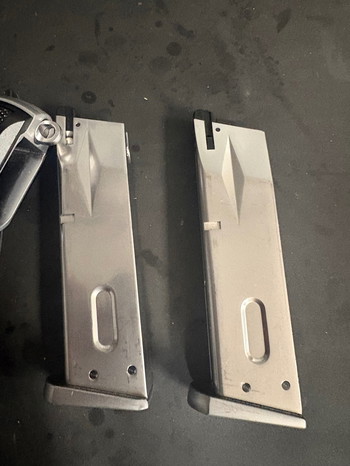 Bild 3 für Defect we m9 full auto gbb pistool