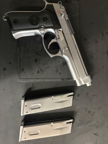 Bild 4 für Defect we m9 full auto gbb pistool