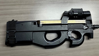 Image 8 for P 90 TOKYO MARUI met 3 mags