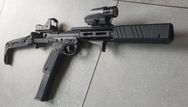 Image pour SMG  aap met red dot