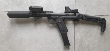 Bild 2 für SMG  aap met red dot