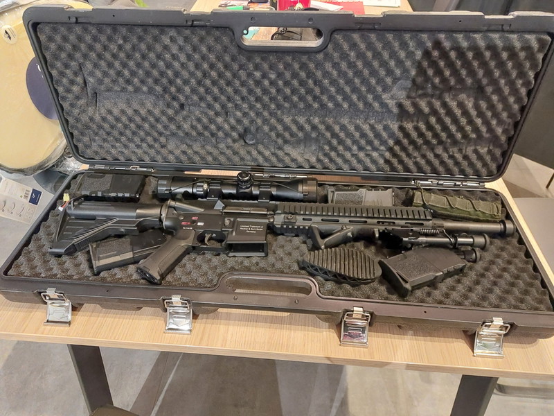 Image 1 for Heckler en Koch M27 marksman rifle met veel accesoires