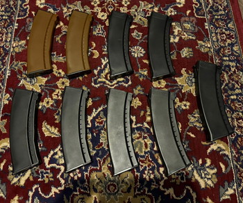 Afbeelding 2 van 9x E&L AK magazijn 120rnds