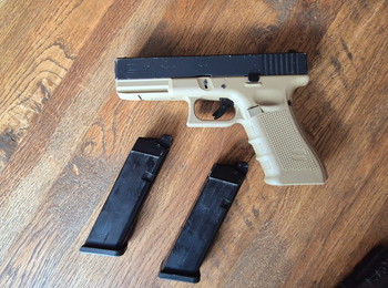Imagen 2 de Upgraded G&G M4 warthog, WE Glock 17 gen 4