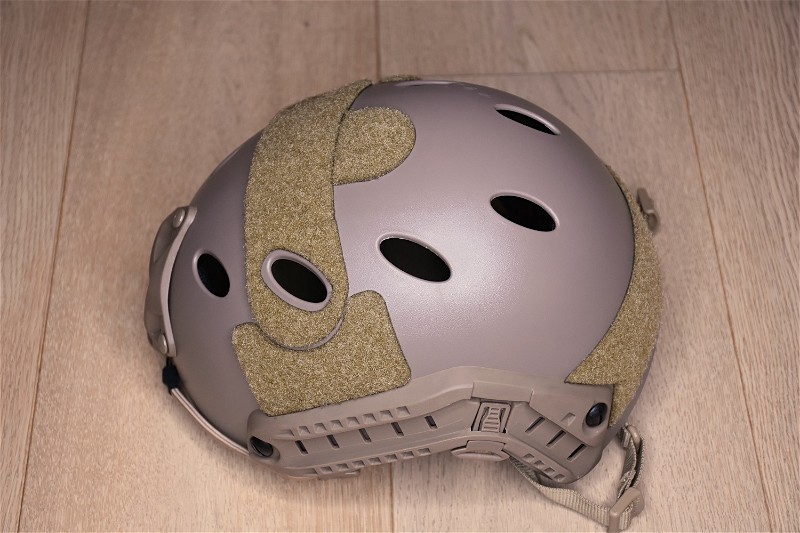 Afbeelding 1 van Tan bump helmet