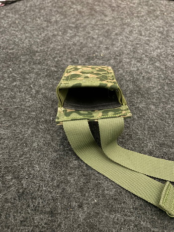 Image 3 for NFP multitone elastic single mag pouch