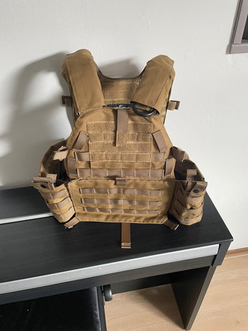 Imagen 2 de Invader gear plate carrier TAN