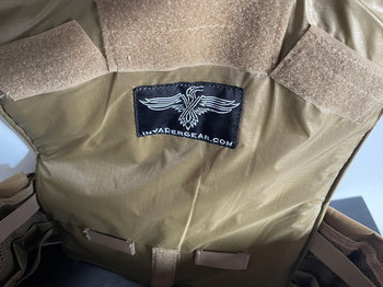 Imagen 3 de Invader gear plate carrier TAN