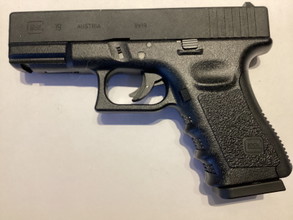 Image for Prachtig gedetailleerde goed als nieuwe GLOCK 19 replica