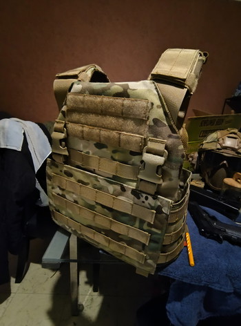 Imagen 2 de Plate carrier en broek 32/32 in multicam: nieuw