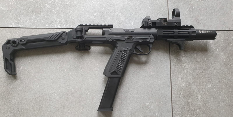Imagen 1 de SMG aap met red dot en tracer
