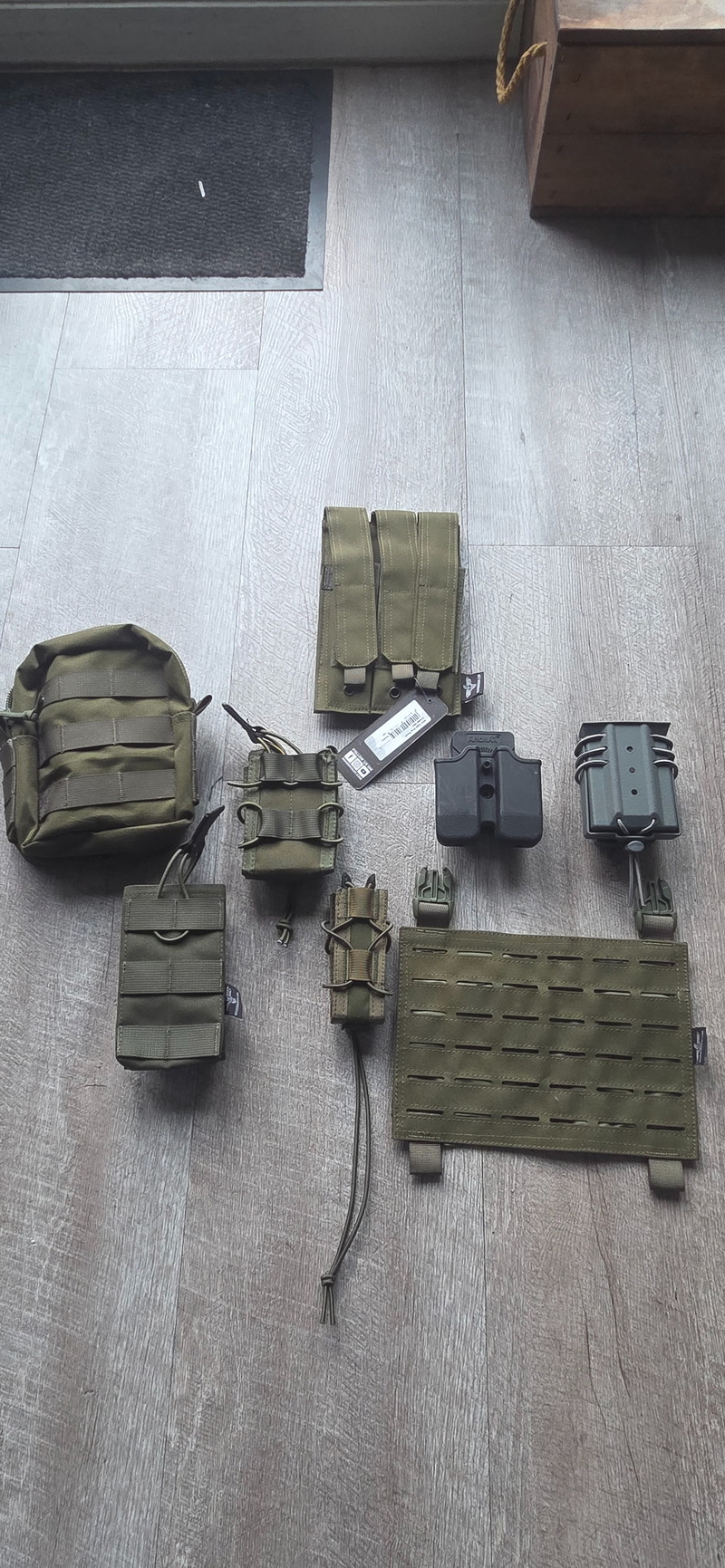 Image 1 for Invader gear pouches