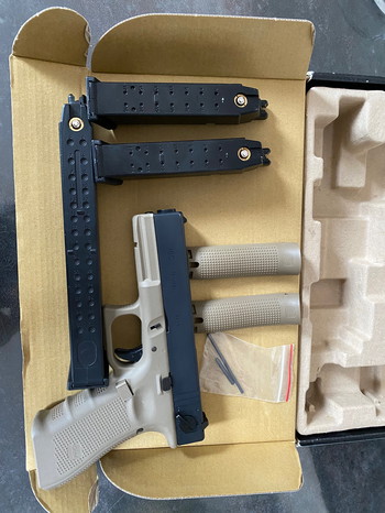 Image 4 pour Glock 18 we