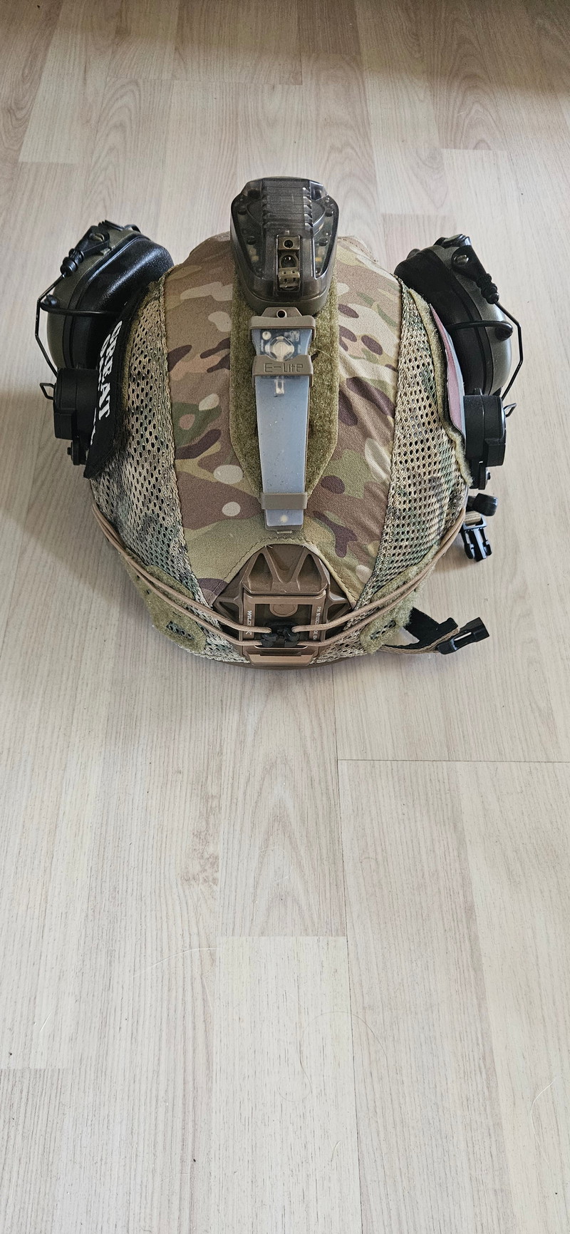 Imagen 1 de Tactical EXF Bump Type Helmet (Dark Earth FMA)