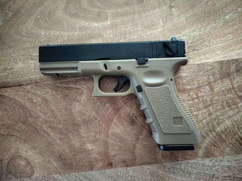 Image 1 for Glock 18