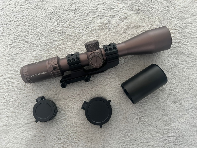 Image 1 for Victoptics 4-16x44 scope + mount