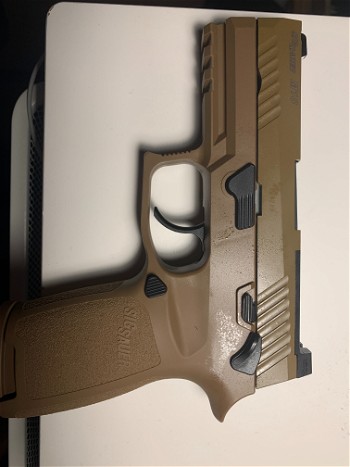 Image 2 pour Sig Sauer M18 GBB pistol green gas