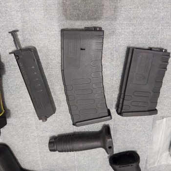 Image 3 for APS UAR501B Urban Assault Rifle y  lote completo en Barcelona