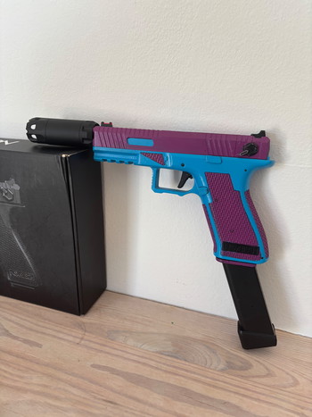 Bild 4 für Norvrissch SSE18 1st. Gen. With Paintjob
