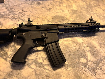 Imagen 6 de M4 / AR15 | Lancer Tactical | AEG | opknap/backup