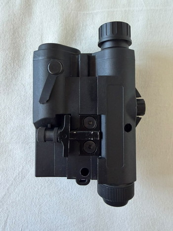 Image 4 for NABV-gecertificeerde PEQ-15UHP - rode laser/zaklamp combo (Ram Tactical) - praktisch nieuwstaat
