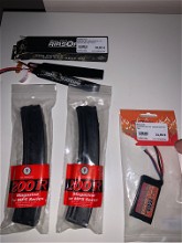 Afbeelding van Mp5 magazijnen & 2 batterijen van 7.4v lipo's