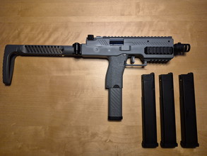 Image pour Vorsk VMP-1 met extra magazijnen.