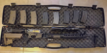 Afbeelding 2 van VFC SR16 CQB Full Metal  + accessories like new