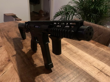 Afbeelding 2 van Wolverine MTW-9 incl mags / Krytac PDW incl mags